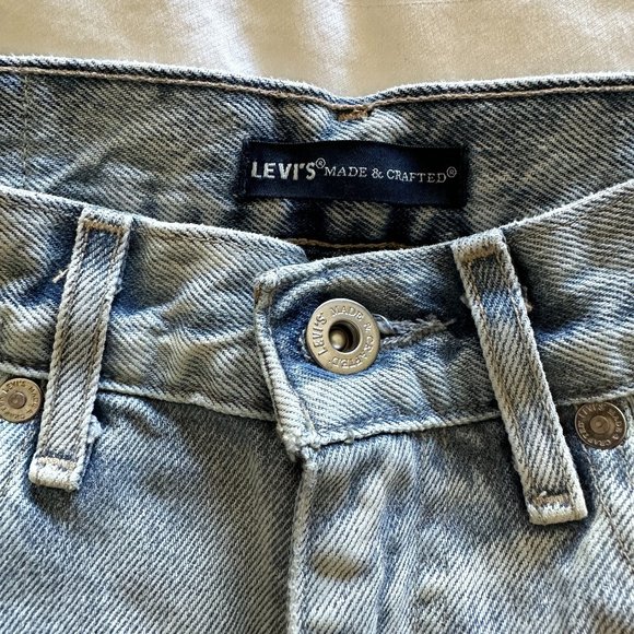 Levi's Women's Ankle & Cropped Jeans - Light Blue - Picture 2 of 5